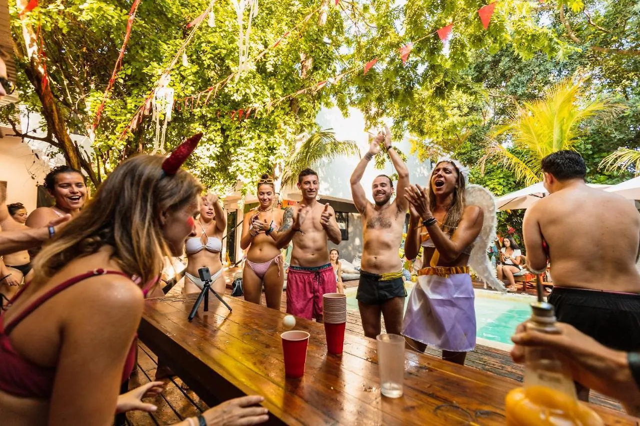 Che Tulum Hostel&Bar